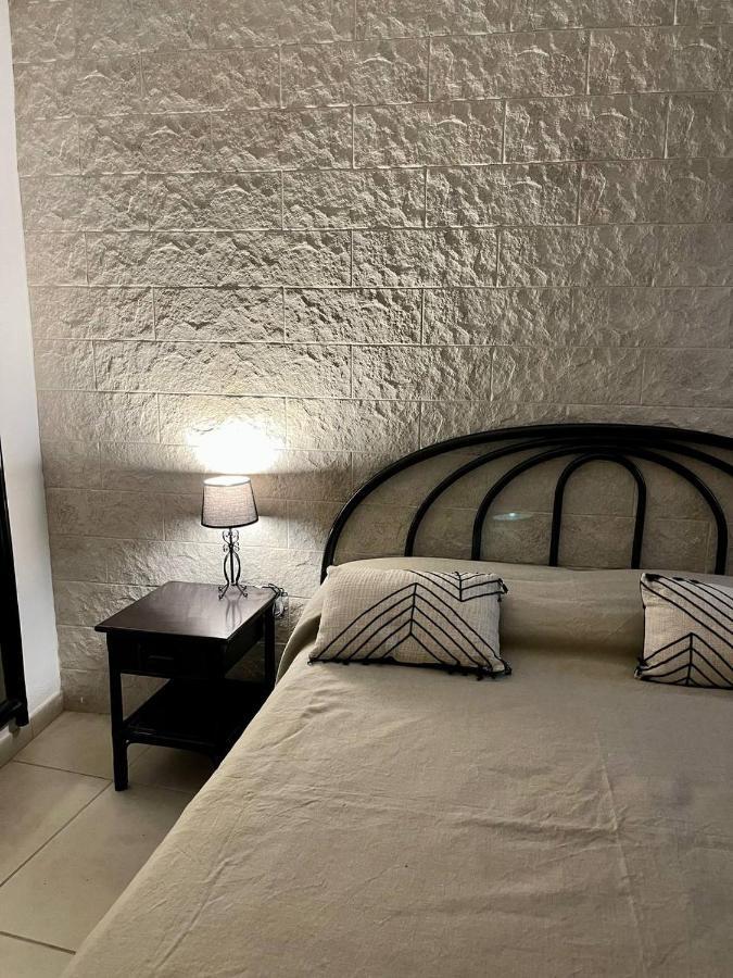 Dimora Del Chiostro Hotel โอริสตาโน ภายนอก รูปภาพ