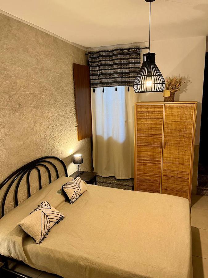 Dimora Del Chiostro Hotel โอริสตาโน ภายนอก รูปภาพ